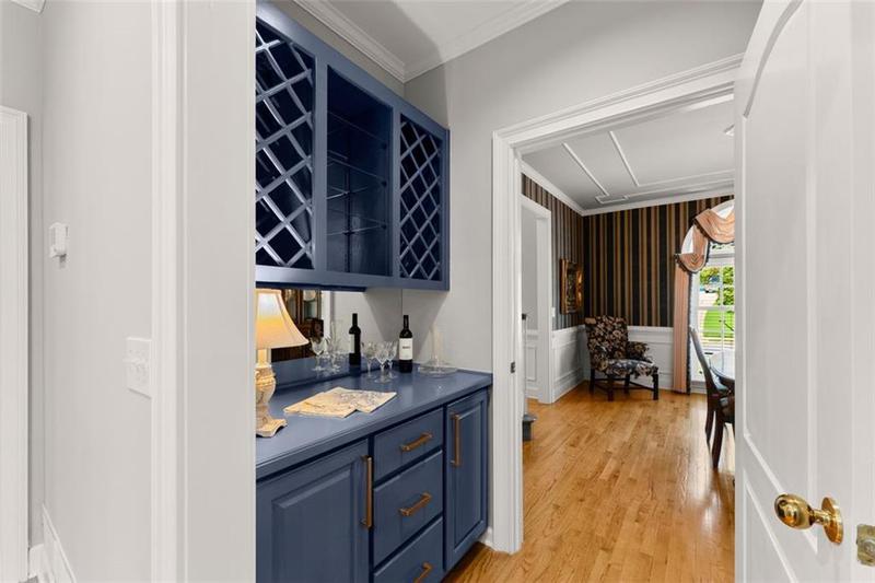 Image for property 5650 PRESERVE Circle, Alpharetta, GA 30005