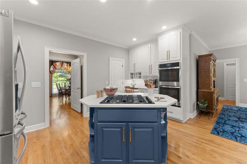 Image for property 5650 PRESERVE Circle, Alpharetta, GA 30005