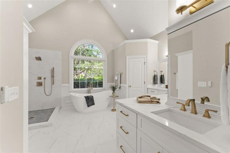 Image for property 5650 PRESERVE Circle, Alpharetta, GA 30005