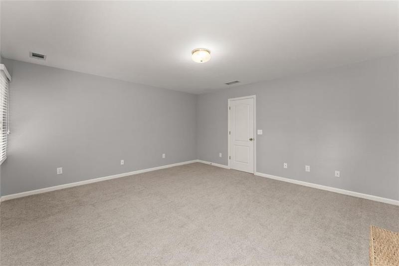 Image for property 5650 PRESERVE Circle, Alpharetta, GA 30005