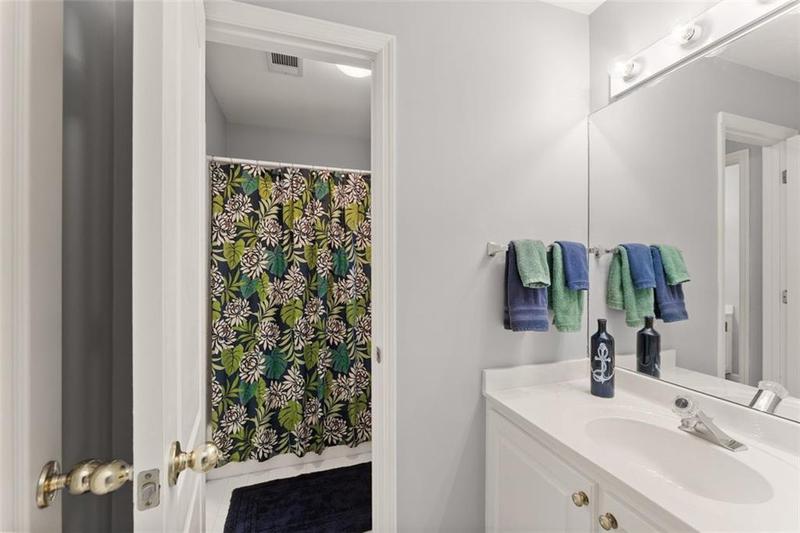 Image for property 5650 PRESERVE Circle, Alpharetta, GA 30005