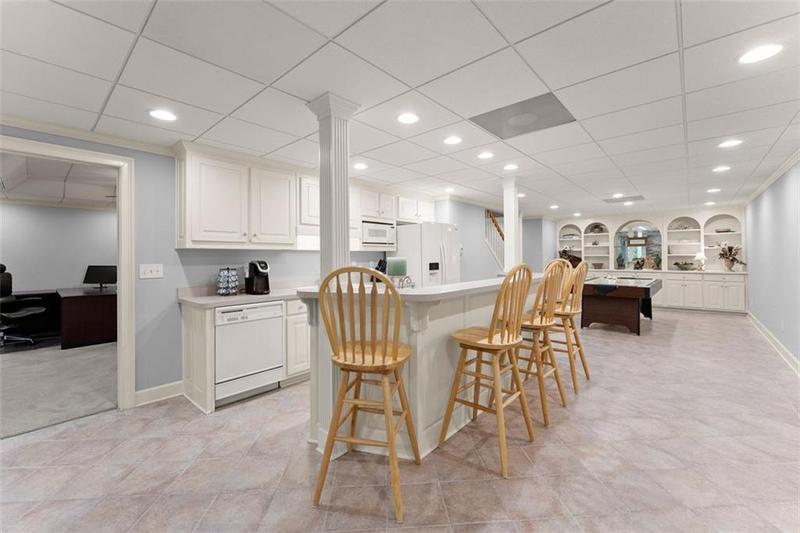 Image for property 5650 PRESERVE Circle, Alpharetta, GA 30005