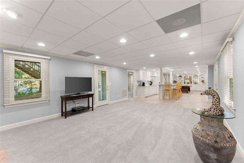 Image for property 5650 PRESERVE Circle, Alpharetta, GA 30005