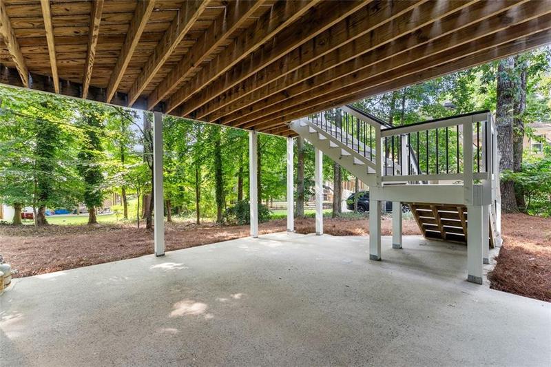 Image for property 5650 PRESERVE Circle, Alpharetta, GA 30005