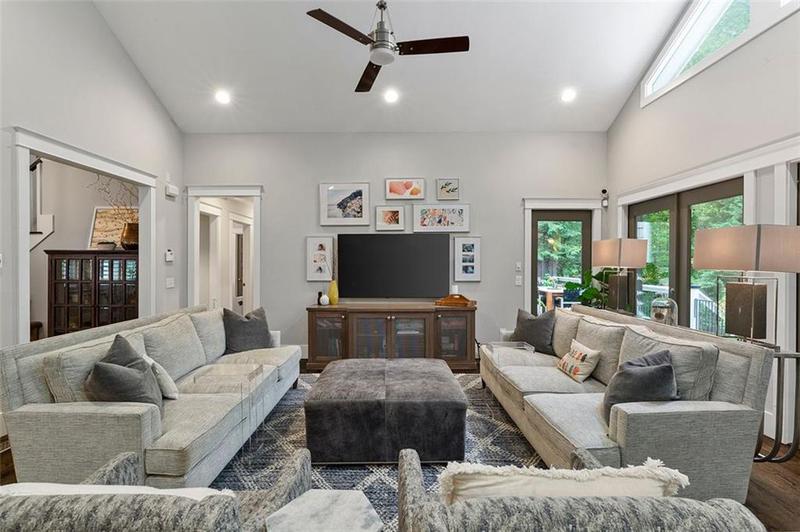 Image for property 2908 Mabry Lane, Brookhaven, GA 30319