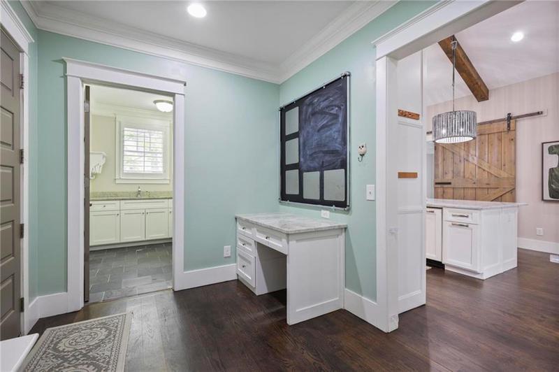 Image for property 2908 Mabry Lane, Brookhaven, GA 30319
