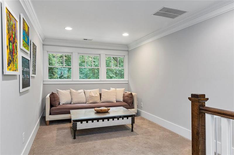 Image for property 2908 Mabry Lane, Brookhaven, GA 30319