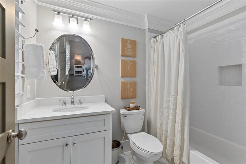 Image for property 2908 Mabry Lane, Brookhaven, GA 30319