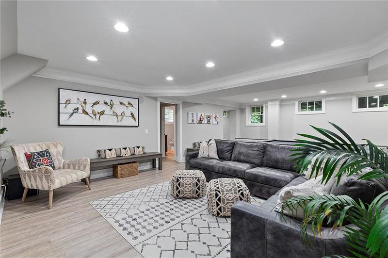 Image for property 2908 Mabry Lane, Brookhaven, GA 30319