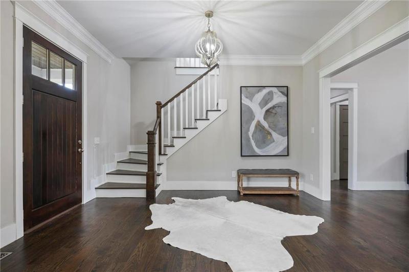 Image for property 2908 Mabry Lane, Brookhaven, GA 30319