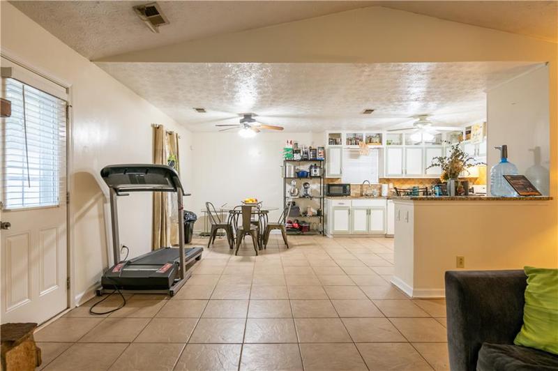 Image for property 7845 Chase Woods Drive, Jonesboro, GA 30236