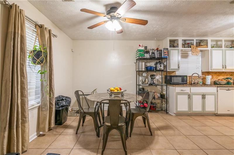 Image for property 7845 Chase Woods Drive, Jonesboro, GA 30236
