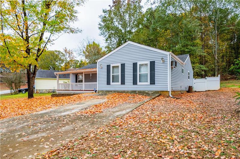 Image for property 7845 Chase Woods Drive, Jonesboro, GA 30236