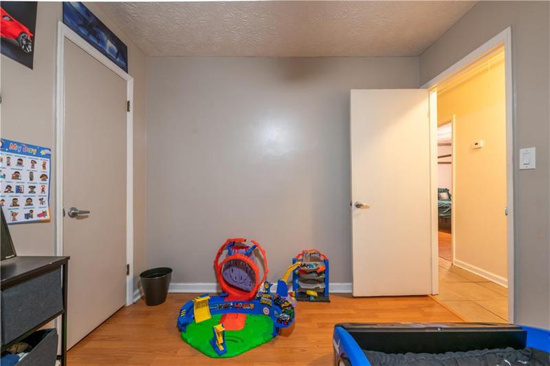 Image for property 7845 Chase Woods Drive, Jonesboro, GA 30236