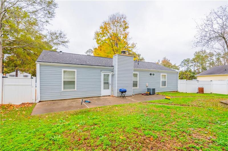 Image for property 7845 Chase Woods Drive, Jonesboro, GA 30236