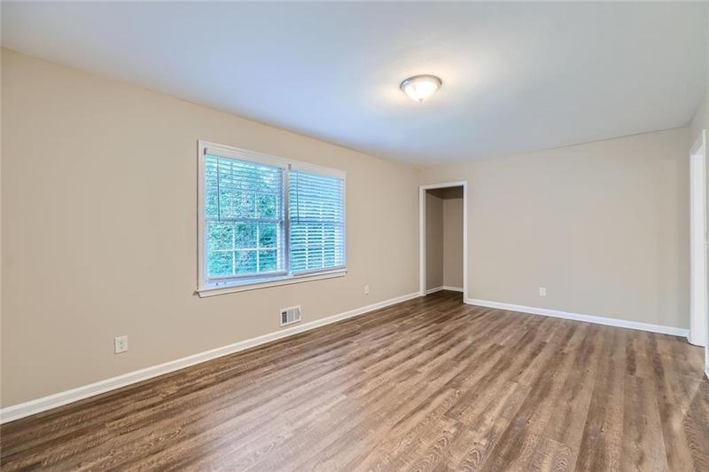 Image for property 3993 Snapfinger Way, Decatur, GA 30035