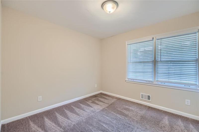 Image for property 3993 Snapfinger Way, Decatur, GA 30035