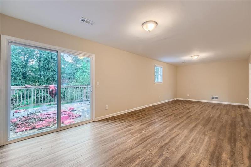 Image for property 3993 Snapfinger Way, Decatur, GA 30035