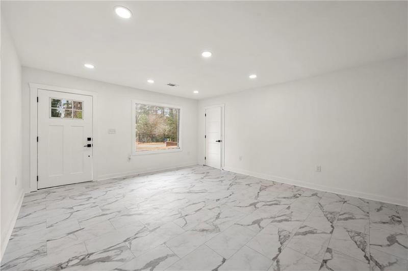 Image for property 641 Hamilton E Holmes Drive, Atlanta, GA 30318
