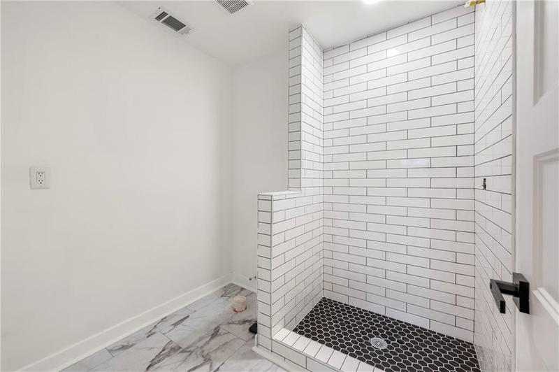 Image for property 641 Hamilton E Holmes Drive, Atlanta, GA 30318