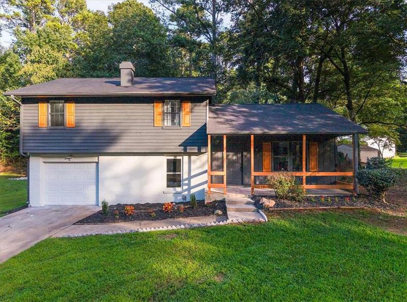 Image for property 3809 Chimney Ridge Court, Ellenwood, GA 30294