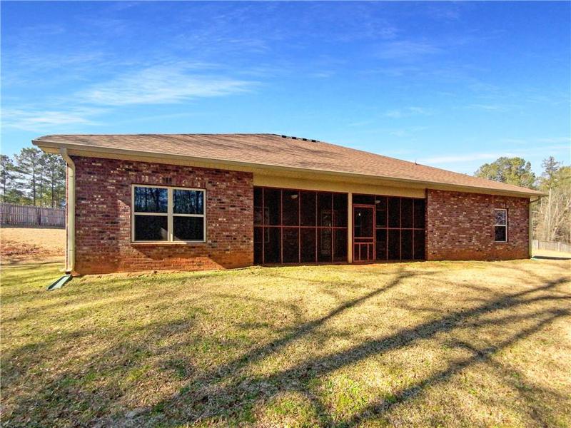Image for property 1037 Yorkshire Drive, Griffin, GA 30223
