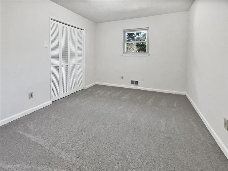 Image for property 1680 Drakes Drive, Jonesboro, GA 30236