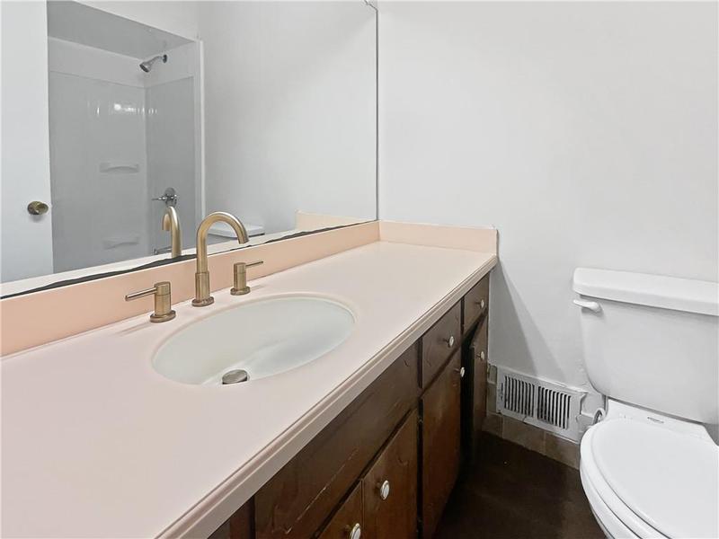 Image for property 1680 Drakes Drive, Jonesboro, GA 30236