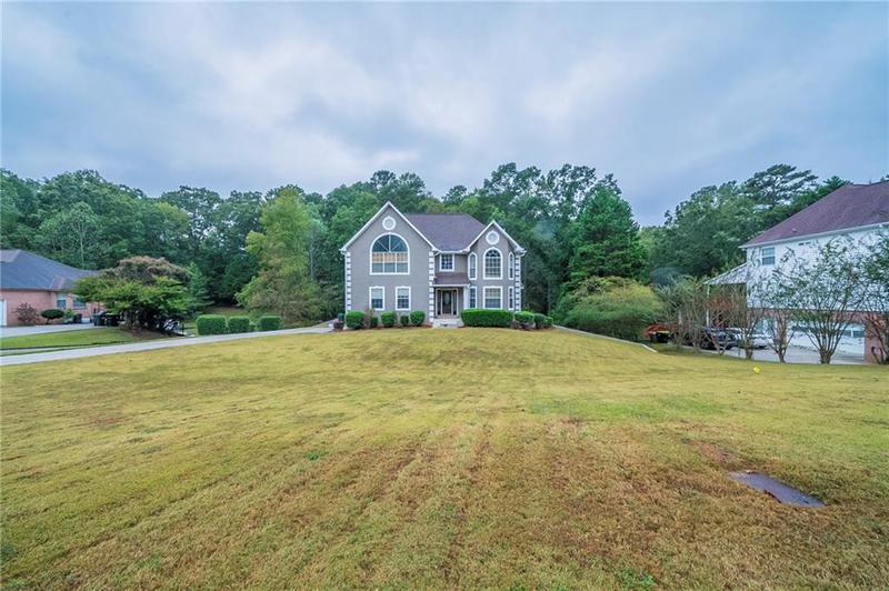 Image for property 9361 Sweetbriar Circle, Jonesboro, GA 30236