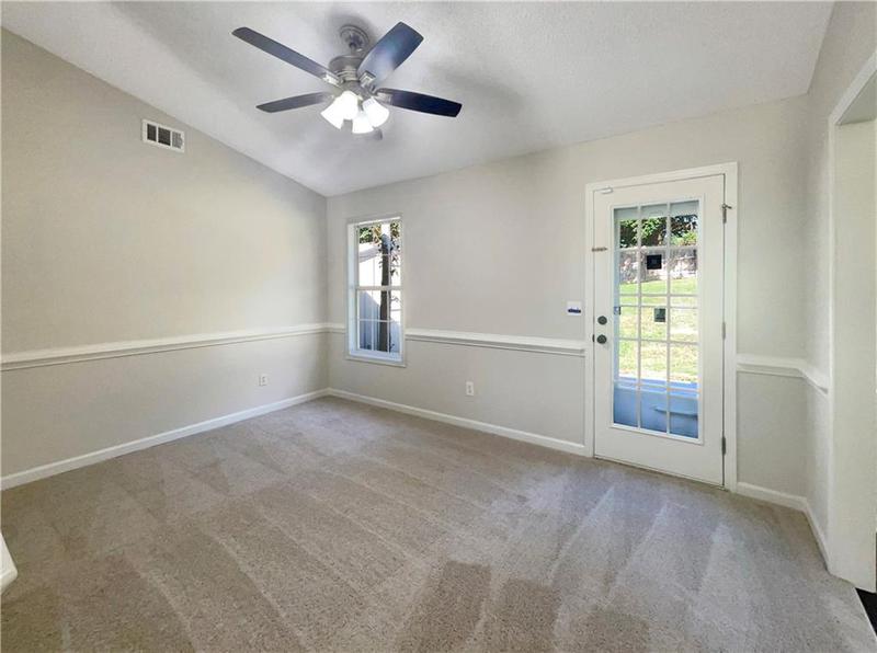 Image for property 10181 Commons Xing Crossing, Jonesboro, GA 30238