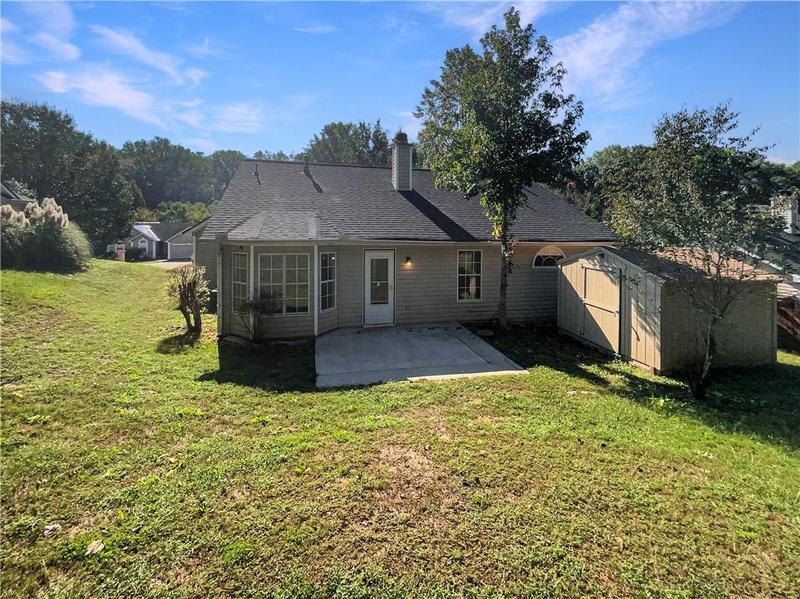 Image for property 10181 Commons Xing Crossing, Jonesboro, GA 30238