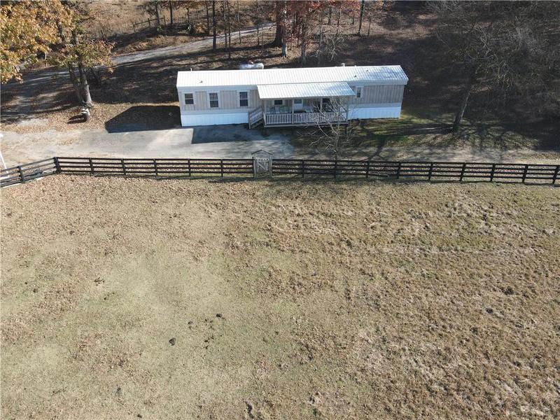 Image for property 515 Hunt Bend Road, Calhoun, GA 30701