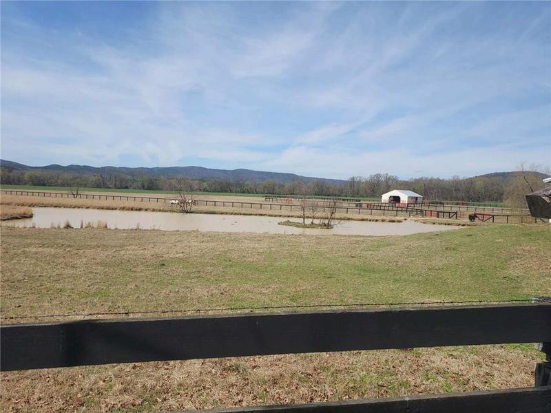 Image for property 515 Hunt Bend Road, Calhoun, GA 30701