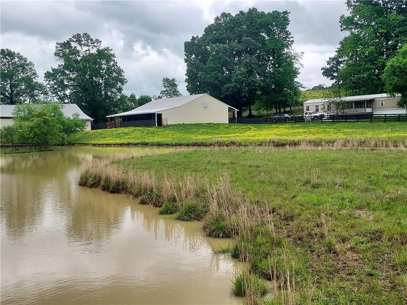 Image for property 515 Hunt Bend Road, Calhoun, GA 30701