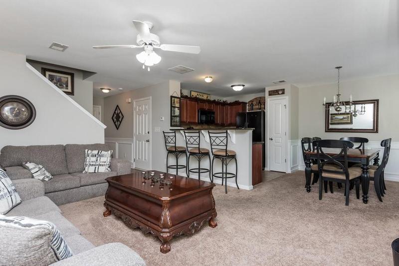 Image for property 442 Colonial Walk, Woodstock, GA 30189