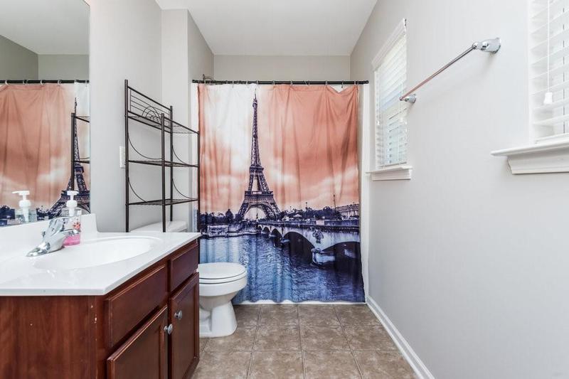 Image for property 442 Colonial Walk, Woodstock, GA 30189