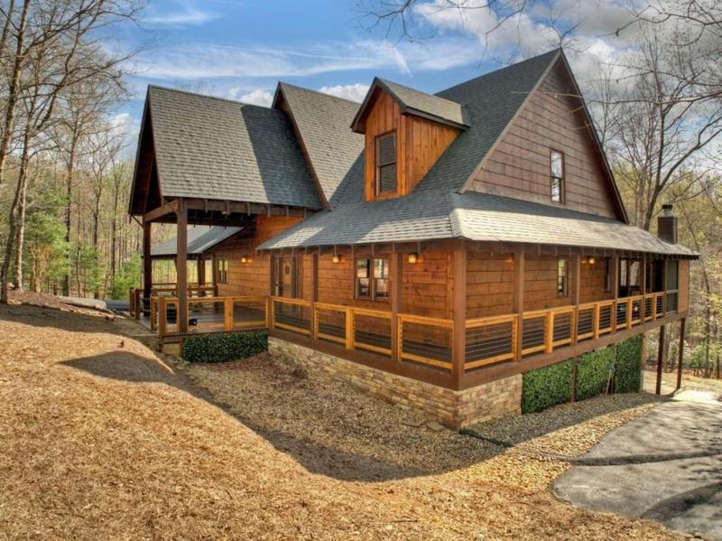 Image for property 115 Coldwater Creek Drive, Mineral Bluff, GA 30559