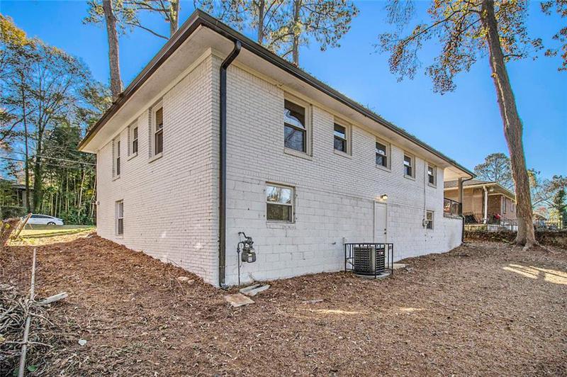 Image for property 1723 Capistrana Place, Decatur, GA 30032