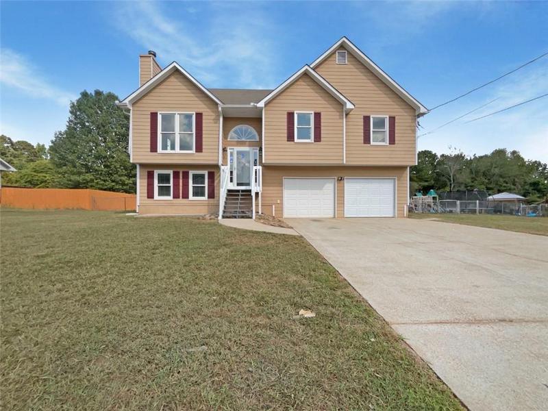 Image for property 210 Woodbridge Drive, Dallas, GA 30157