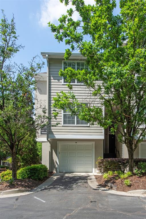 Image for property 4252 River Green Drive 501, Atlanta, GA 30327