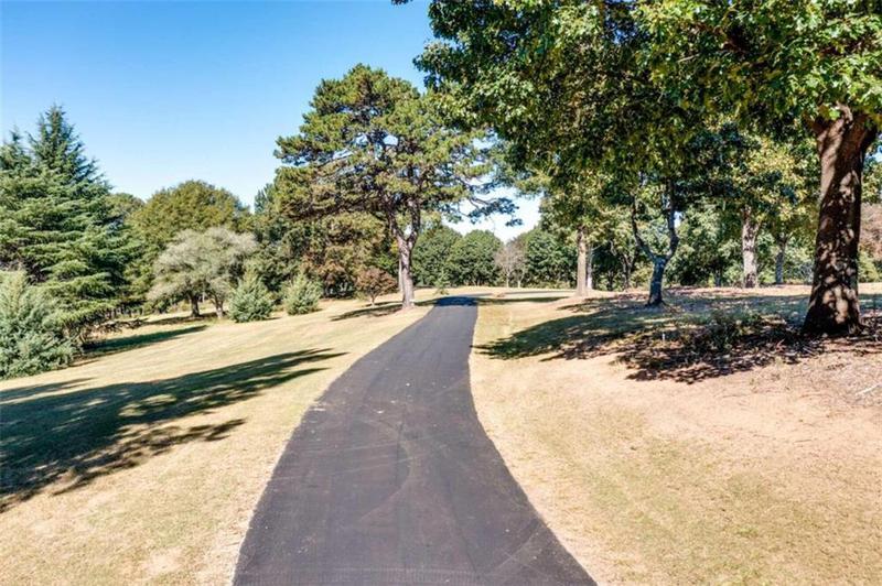 Image for property 479 Bill Watkins Road, Hoschton, GA 30548