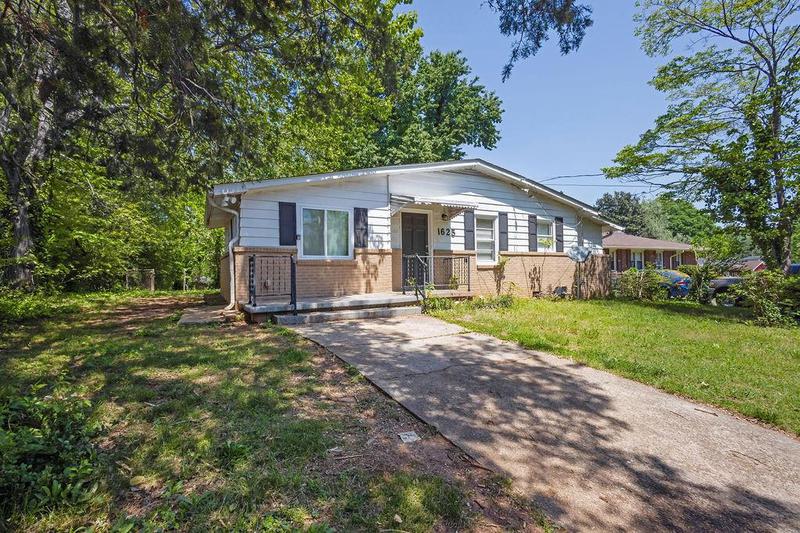 Image for property 1625 Flintwood Drive, Atlanta, GA 30316