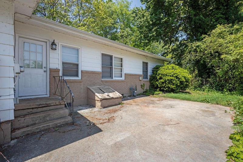 Image for property 1625 Flintwood Drive, Atlanta, GA 30316