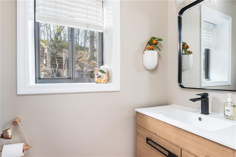 Image for property 200 Villa Road 122, Jasper, GA 30143