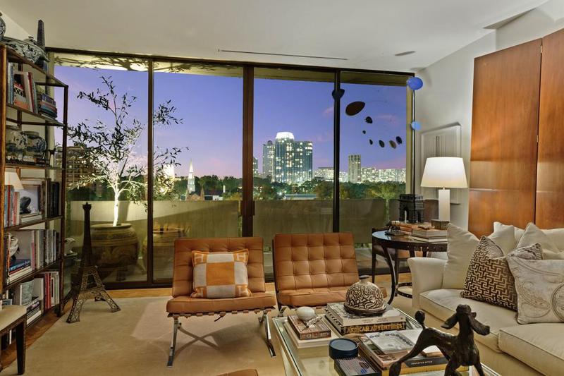 Image for property 2575 Peachtree Road 14A, Atlanta, GA 30305