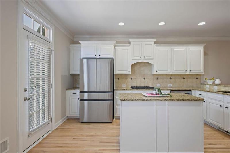 Image for property 478 Vinings Estates Drive, Smyrna, GA 30126