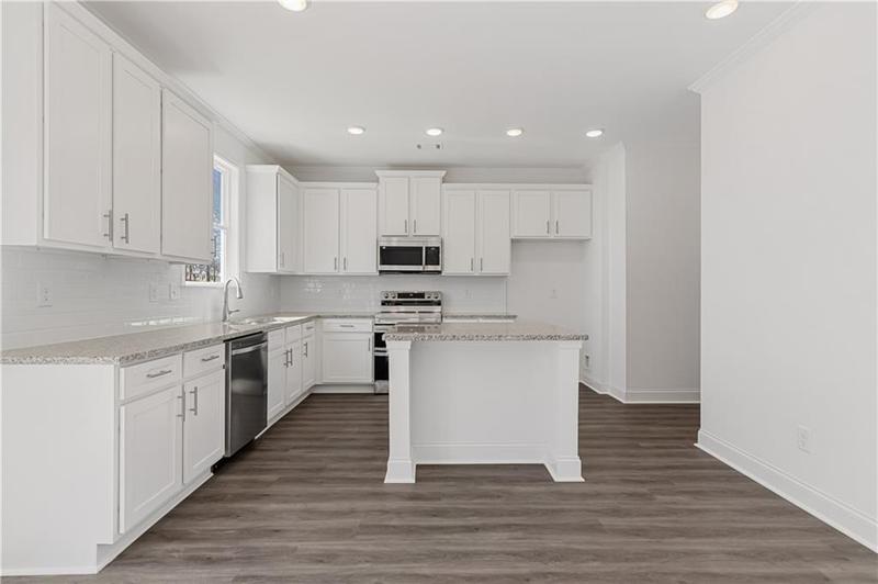 Image for property 7332 Rocklin Lane, Flowery Branch, GA 30542