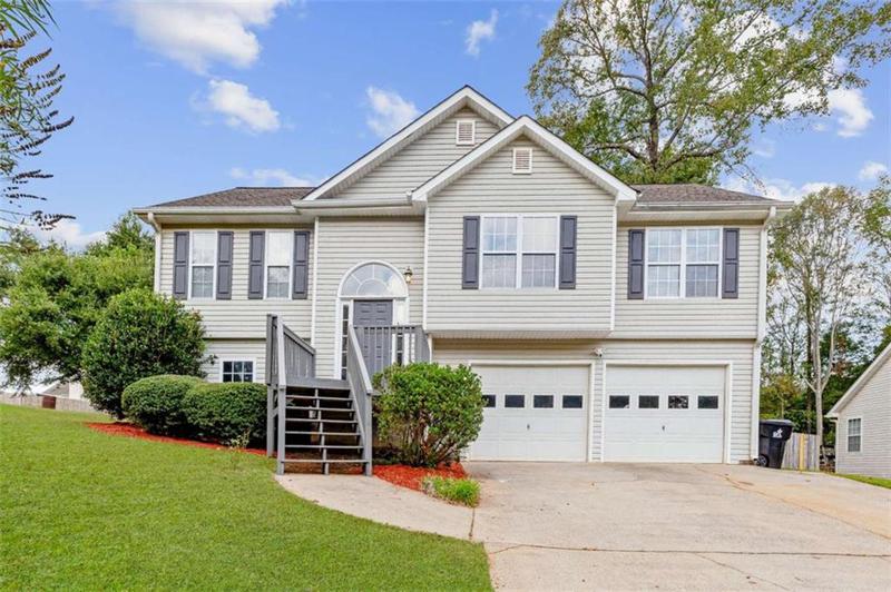 Image for property 216 Hunt Club Circle, Temple, GA 30179