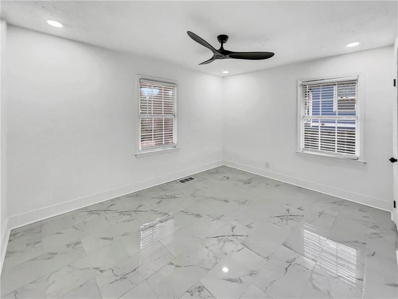Image for property 136 Victor Circle, Atlanta, GA 30314