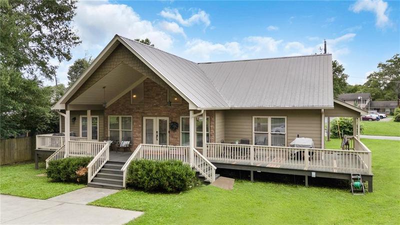 Image for property 221 Lawrence Street, Adairsville, GA 30103